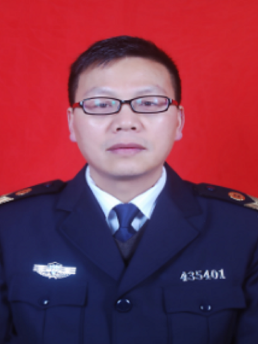 曾代文(湖南省懷化市麻陽苗族自治縣市場監督管理局黨組副書記、副局長) 曾代文(湖南省懷化市麻陽苗族自治縣市場監督管理局黨組副書記、副局長)