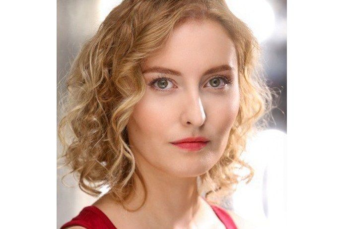 Laura Matthews Laura Matthews