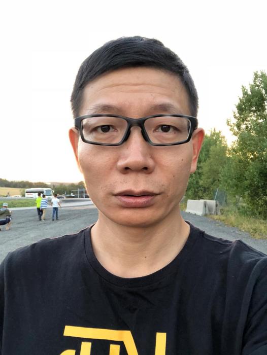 鞠文飛 鞠文飛