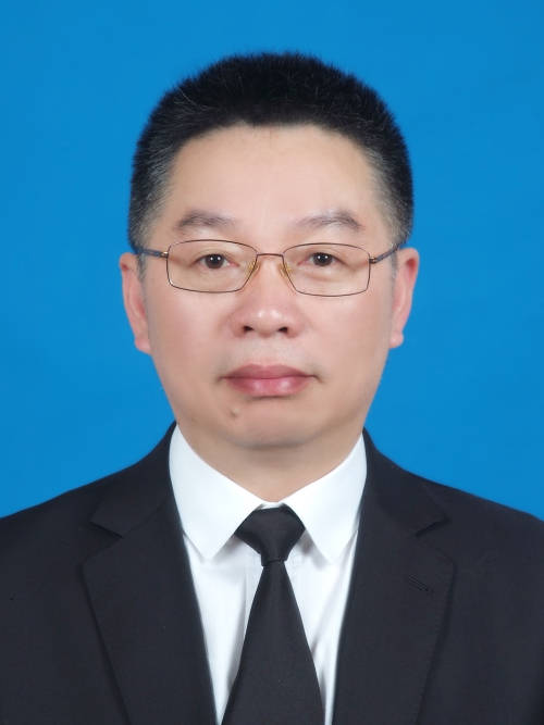 王永昌(浙江省臨海市農業農村局黨委委員,臨海市農機管理總站站長) 王永昌(浙江省臨海市農業農村局黨委委員,臨海市農機管理總站站長)