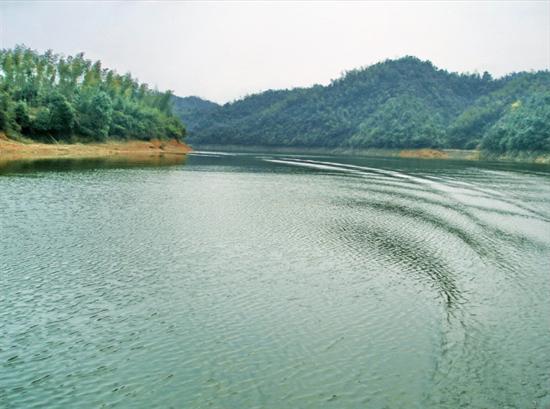 龍潭水庫(湖南省株洲縣龍潭水庫) 龍潭水庫(湖南省株洲縣龍潭水庫)