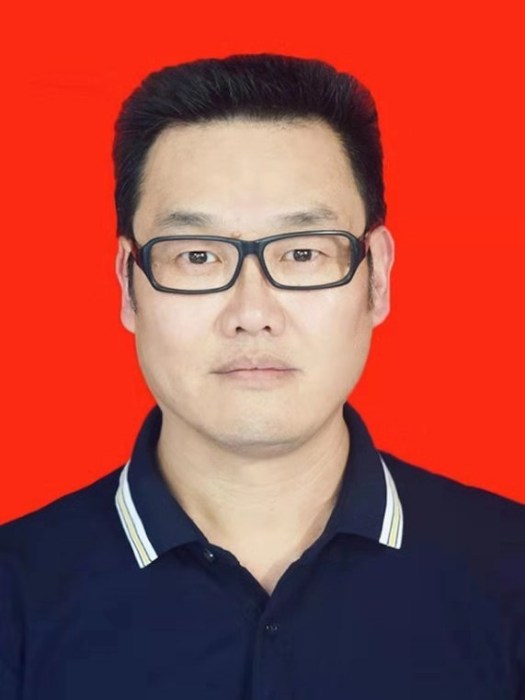 黃劍(涼山州人社局黨組成員、副局長) 黃劍(涼山州人社局黨組成員、副局長)
