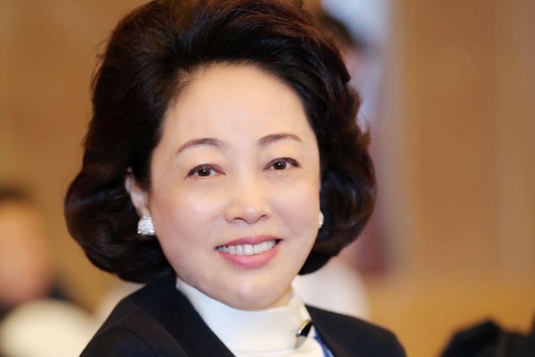 張巍(全國女律師協會副會長) 張巍(全國女律師協會副會長)