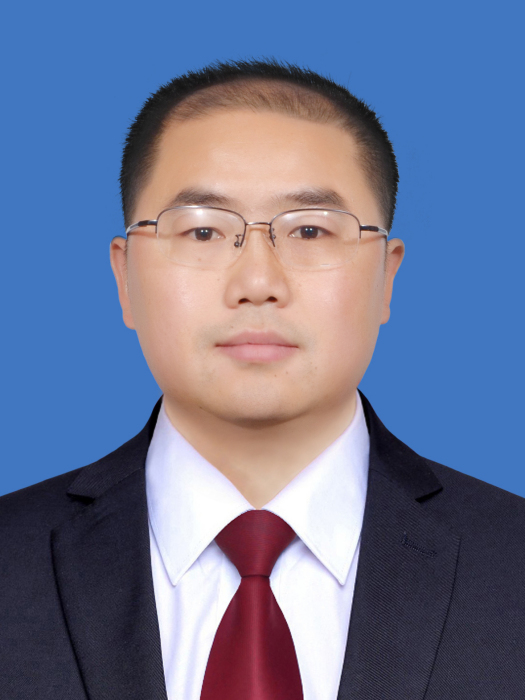 何小波(貴州省桐梓縣委常委、新站鎮黨委書記) 何小波(貴州省桐梓縣委常委、新站鎮黨委書記)