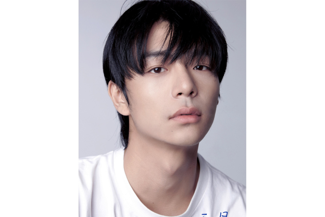 王凡(新生代青年男演員) 王凡(新生代青年男演員)