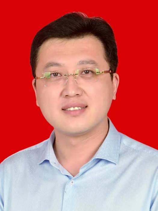 張英傑(山西省晉中市靈石縣梁家墕鄉黨委書記) 張英傑(山西省晉中市靈石縣梁家墕鄉黨委書記)