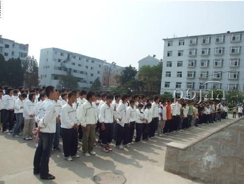 學生參與集體活動