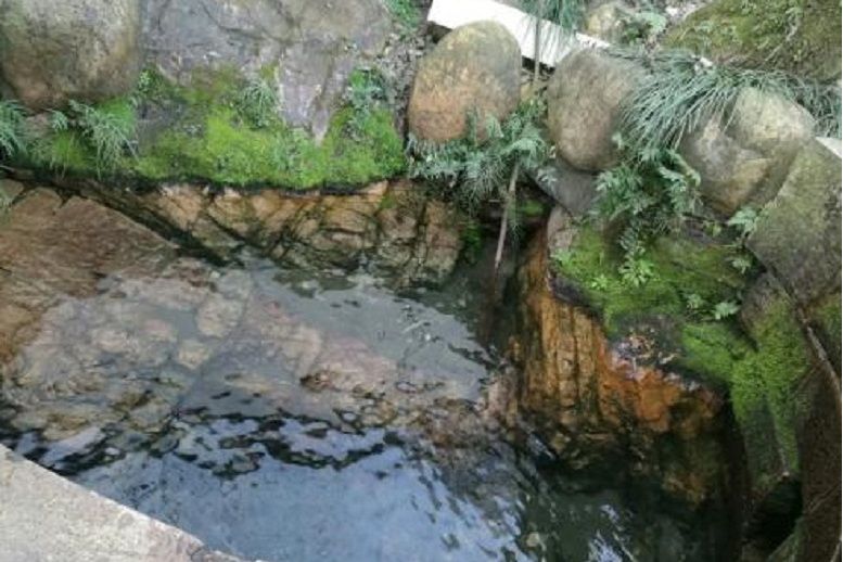 兔兒泉 兔兒泉