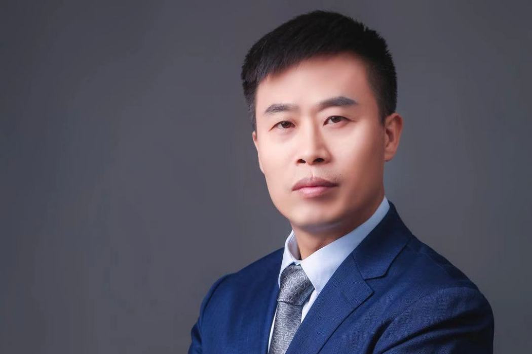 向春華(中國勞動關係學院教師) 向春華(中國勞動關係學院教師)