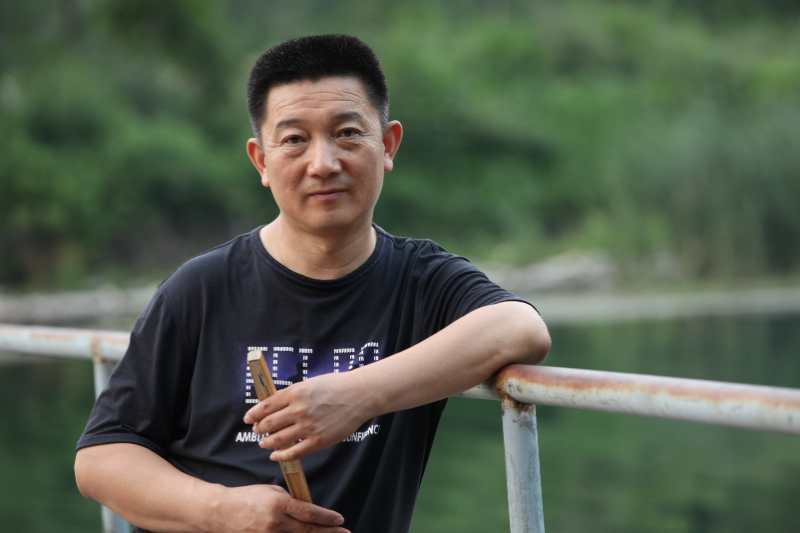 張永紅(固安縣美術家協會主席) 張永紅(固安縣美術家協會主席)