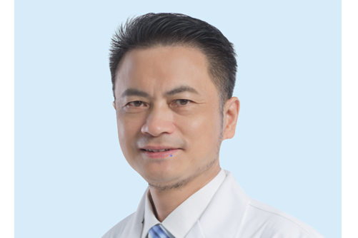 嚴良(上海愛爾新嘉眼科醫院主任醫師) 嚴良(上海愛爾新嘉眼科醫院主任醫師)