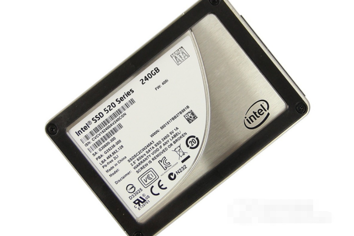 Intel SSD 520 Series(240GB) Intel SSD 520 Series(240GB)