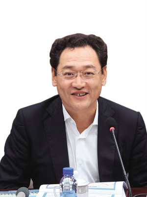 宋林(華潤(集團)有限公司原黨委書記、董事長) 宋林(華潤(集團)有限公司原黨委書記、董事長)