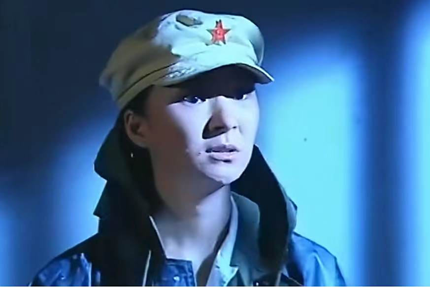 呂霞(諜戰劇《迷霧重重》中的角色) 呂霞(諜戰劇《迷霧重重》中的角色)