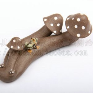 灰色菇 灰色菇