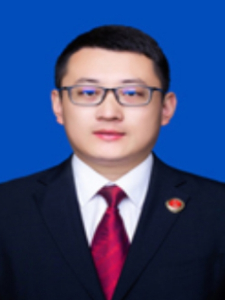 韓明宇(內蒙古自治區鄂爾多斯市烏審旗人民檢察院黨組成員、副檢察長)