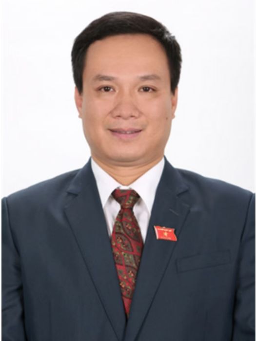 趙世雄(越南第十五屆國會文化教育委員會副主任) 趙世雄(越南第十五屆國會文化教育委員會副主任)