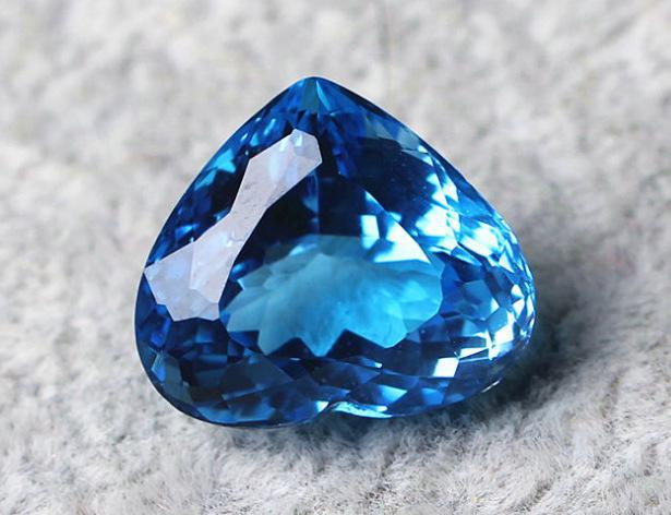 藍晶(寶石)