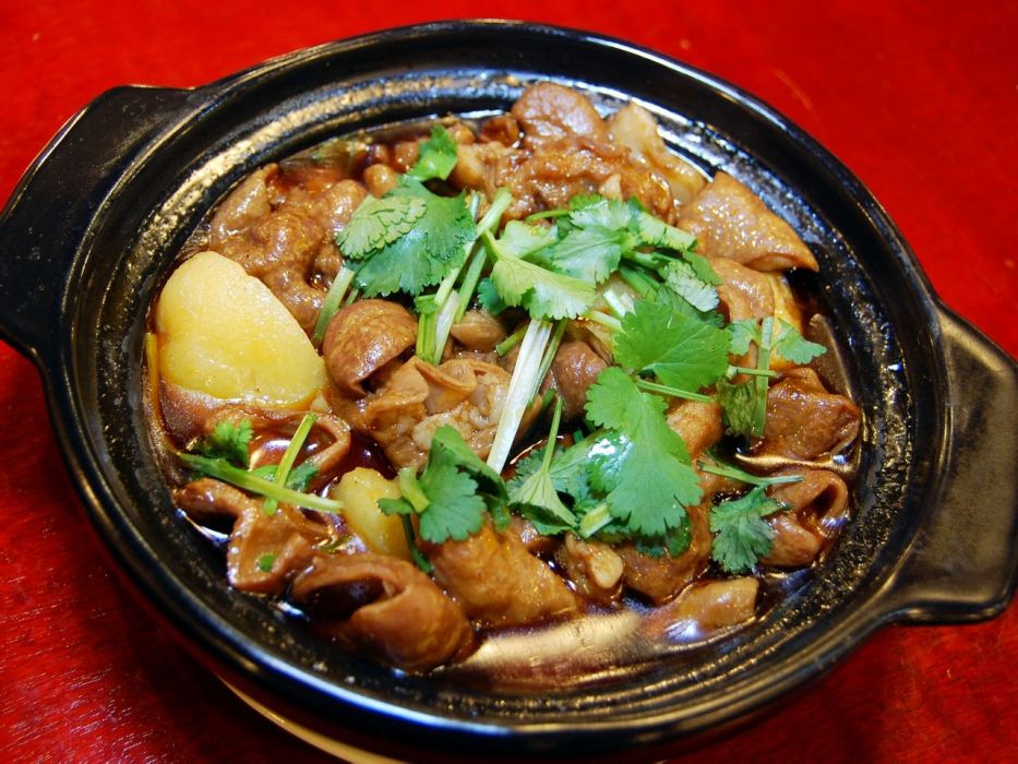 肥腸砂鍋 肥腸砂鍋