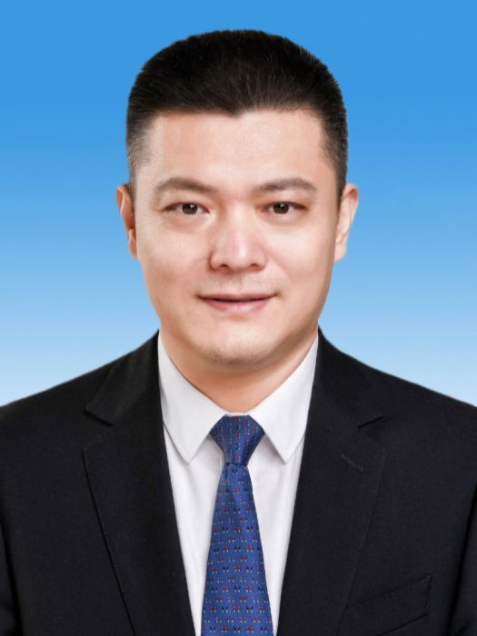 李巍(貴州省六盤水市委副書記,市人民政府黨組書記、市長) 李巍(貴州省六盤水市委副書記,市人民政府黨組書記、市長)