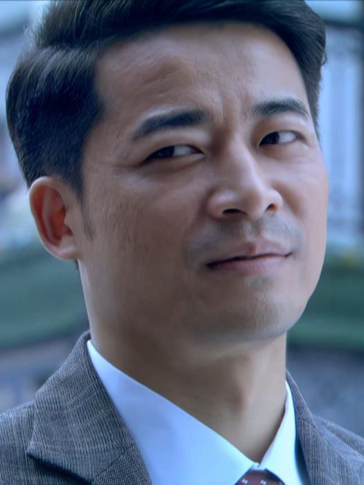 馮波(諜戰劇《狐影》中的角色) 馮波(諜戰劇《狐影》中的角色)