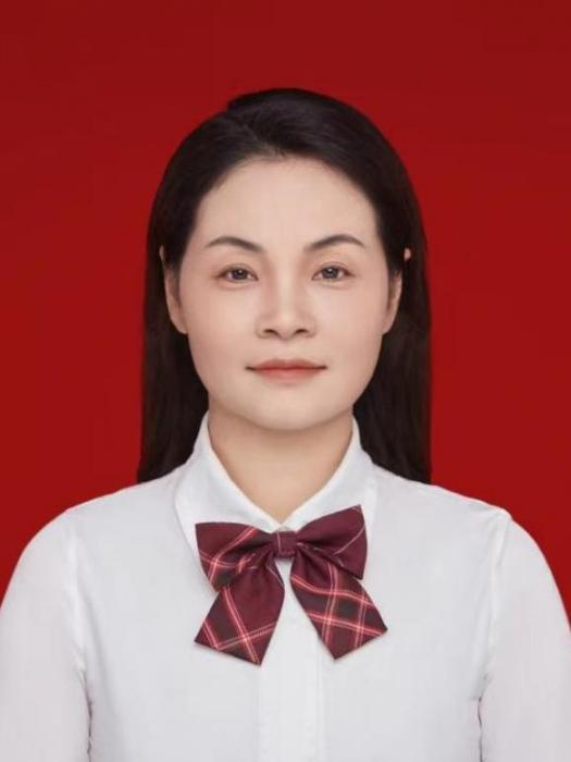 劉茜(江西省吉安市生態環境保護綜合執法支隊吉州大隊副大隊長) 劉茜(江西省吉安市生態環境保護綜合執法支隊吉州大隊副大隊長)