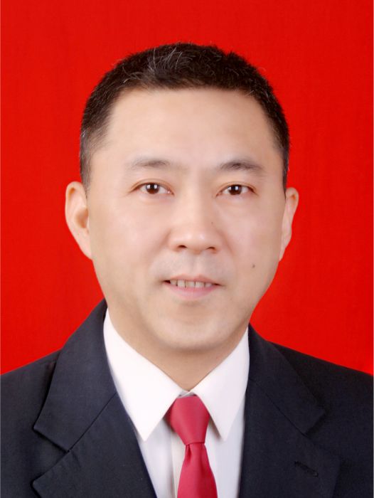 鄭飛(陝西省西安市資源規劃蓮湖分局三級調研員) 鄭飛(陝西省西安市資源規劃蓮湖分局三級調研員)