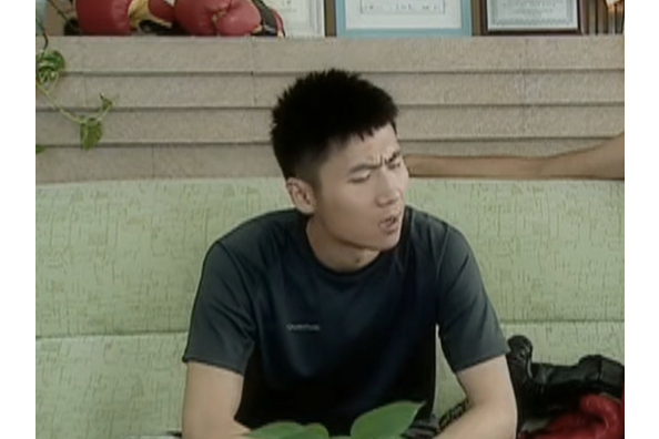 劉德坤(都市輕喜劇《我的傻瓜老婆》中的角色) 劉德坤(都市輕喜劇《我的傻瓜老婆》中的角色)