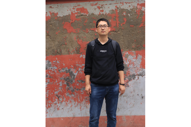 王峰(南陽師範學院講師)