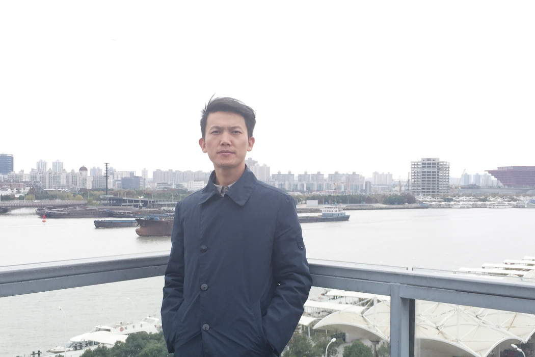 張明遠(中國江西省籍藝術家) 張明遠(中國江西省籍藝術家)