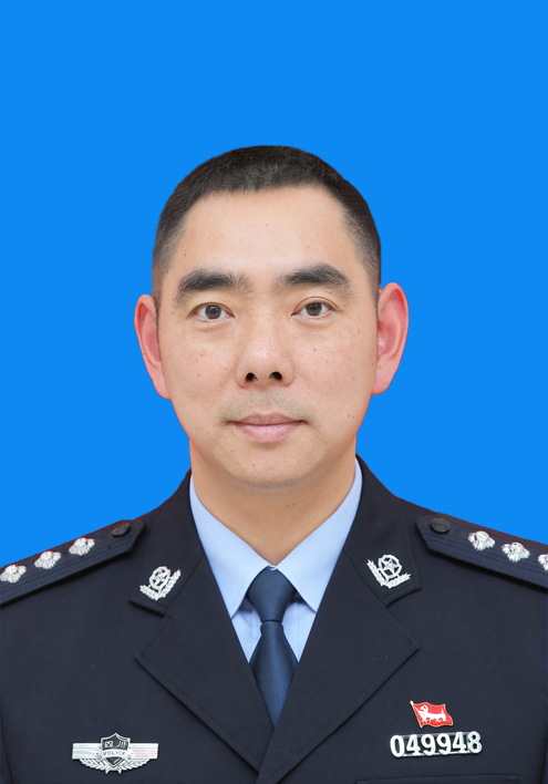 王斌(前鋒區人民政府副區長、公安局局長)