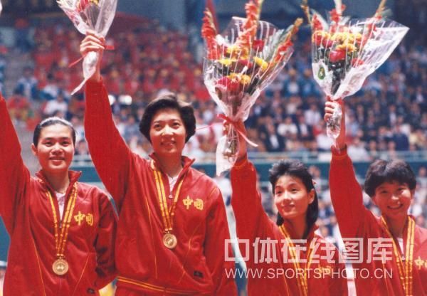 90年關渭貞等獲得第十一屆亞運會女團冠軍
