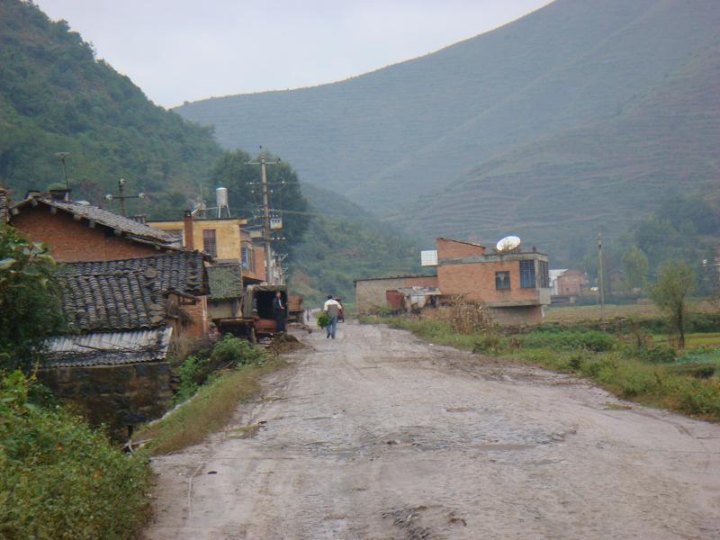 麻地溝村(山西省忻州市原平市沿溝鄉下轄村) 麻地溝村(山西省忻州市原平市沿溝鄉下轄村)