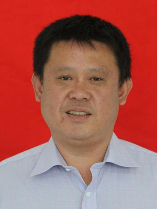 閆濤(山東省淄博市淄川區交通運輸局黨組成員、副局長) 閆濤(山東省淄博市淄川區交通運輸局黨組成員、副局長)
