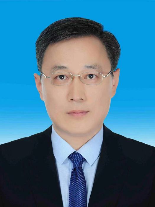 徐彬(河南省科學技術廳黨組成員、副廳長) 徐彬(河南省科學技術廳黨組成員、副廳長)
