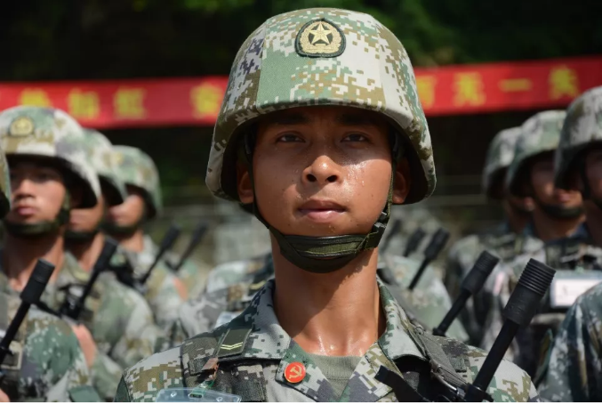 李淦倫 李淦倫