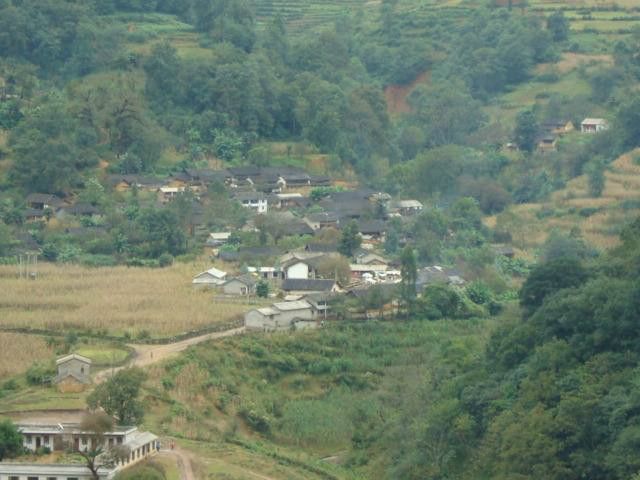 龍竹窪村 龍竹窪村