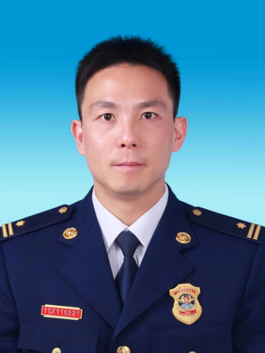 張文杰(浙江省杭州市上城區消防救援大隊黨委書記、教導員) 張文杰(浙江省杭州市上城區消防救援大隊黨委書記、教導員)