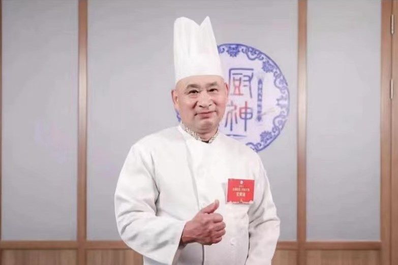 王榮法(杭州餘杭王榮法餐飲有限公司執行董事兼總經理) 王榮法(杭州餘杭王榮法餐飲有限公司執行董事兼總經理)