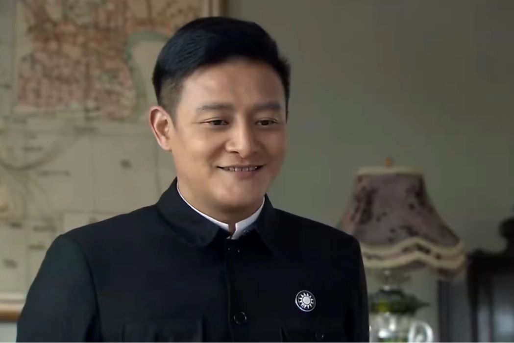 梁誠(商戰年代劇《金玉瑤》中的角色) 梁誠(商戰年代劇《金玉瑤》中的角色)