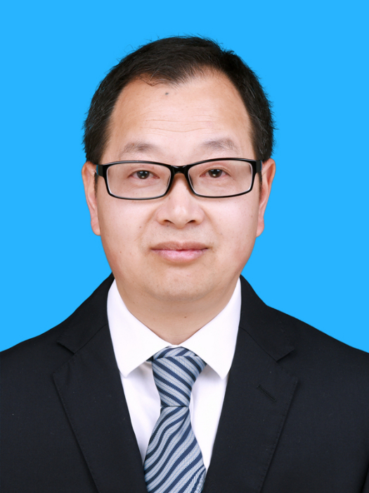 楊立根(江蘇省泰州中學黨委委員、副校長) 楊立根(江蘇省泰州中學黨委委員、副校長)