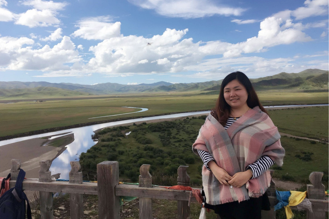 黃婷婷(四川現代職業學院講師) 黃婷婷(四川現代職業學院講師)