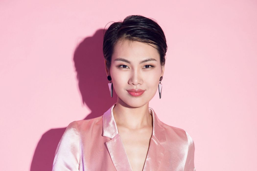 姬娜柳莎 姬娜柳莎