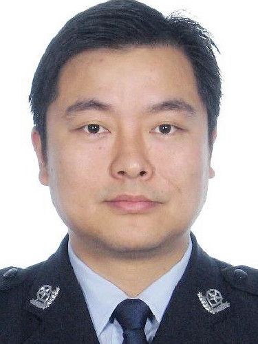 李震(湖南省常德市石門縣公安局黨委委員、常務副局長) 李震(湖南省常德市石門縣公安局黨委委員、常務副局長)