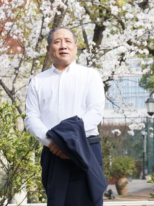 彭琨(長沙外國語學校黨委書記) 彭琨(長沙外國語學校黨委書記)