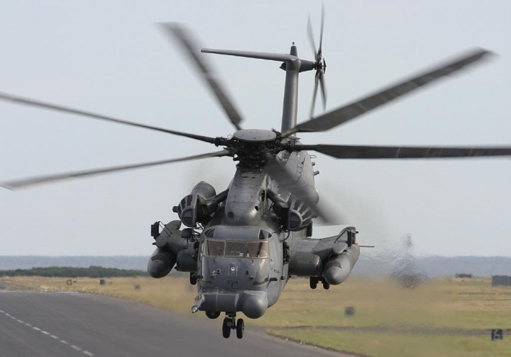 MH-53鋪路鷹直升機
