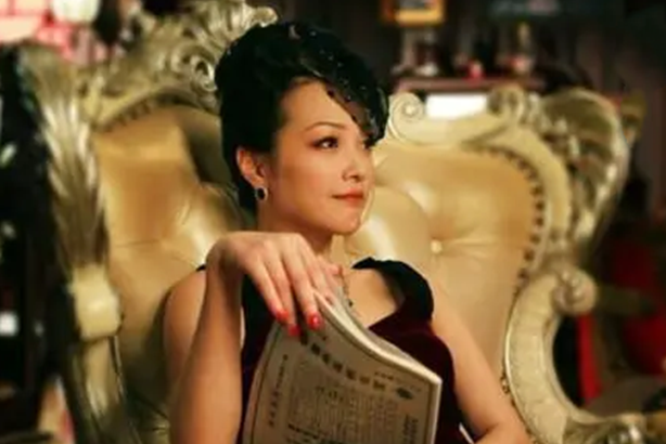 許麗麗(電視劇《破曉》人物) 許麗麗(電視劇《破曉》人物)
