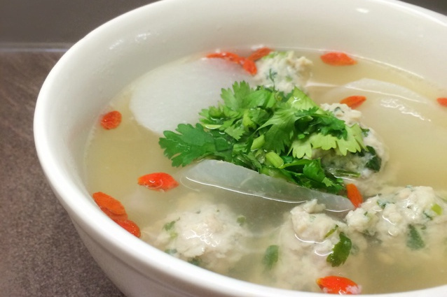 汆香菜圓子 汆香菜圓子