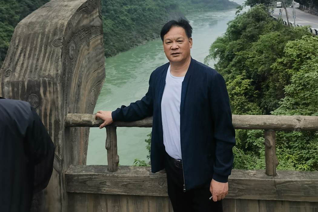 黃水躍 黃水躍