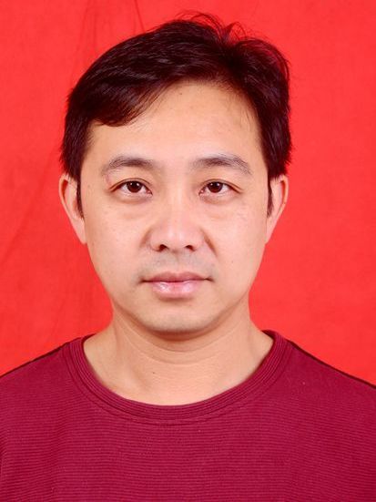 王皓(湖南省常德市漢壽縣財政局黨組成員、總會計師) 王皓(湖南省常德市漢壽縣財政局黨組成員、總會計師)